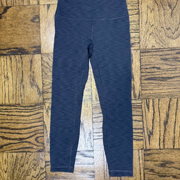 Lululemon Wunder Train Size 6- 25 Inseam- Heathered Grey - Picture 10 of 10